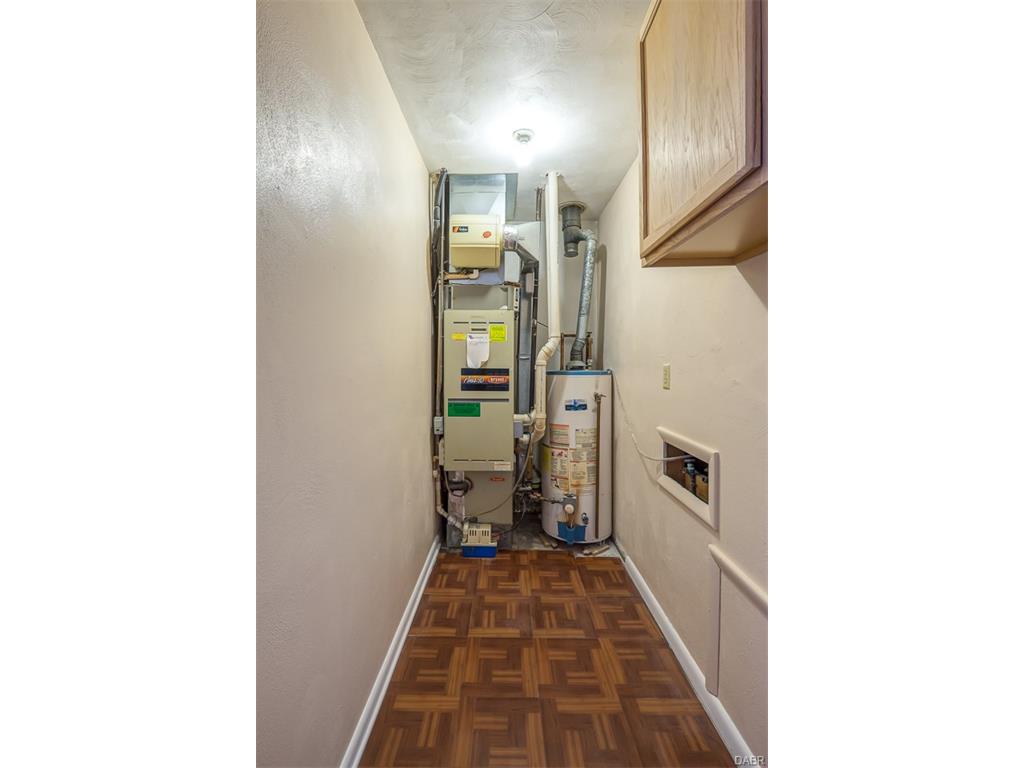 4335 Joy Dr, Enon Vlg, OH 45323 photo 13
