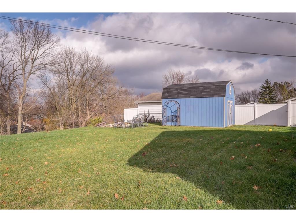 4335 Joy Dr, Enon Vlg, OH 45323 photo 22