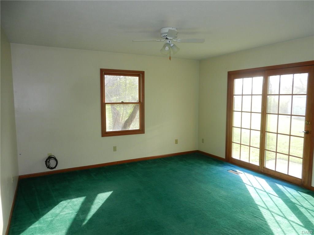 3907 Eagle Point Dr, Beavercreek, OH 45430 photo 14