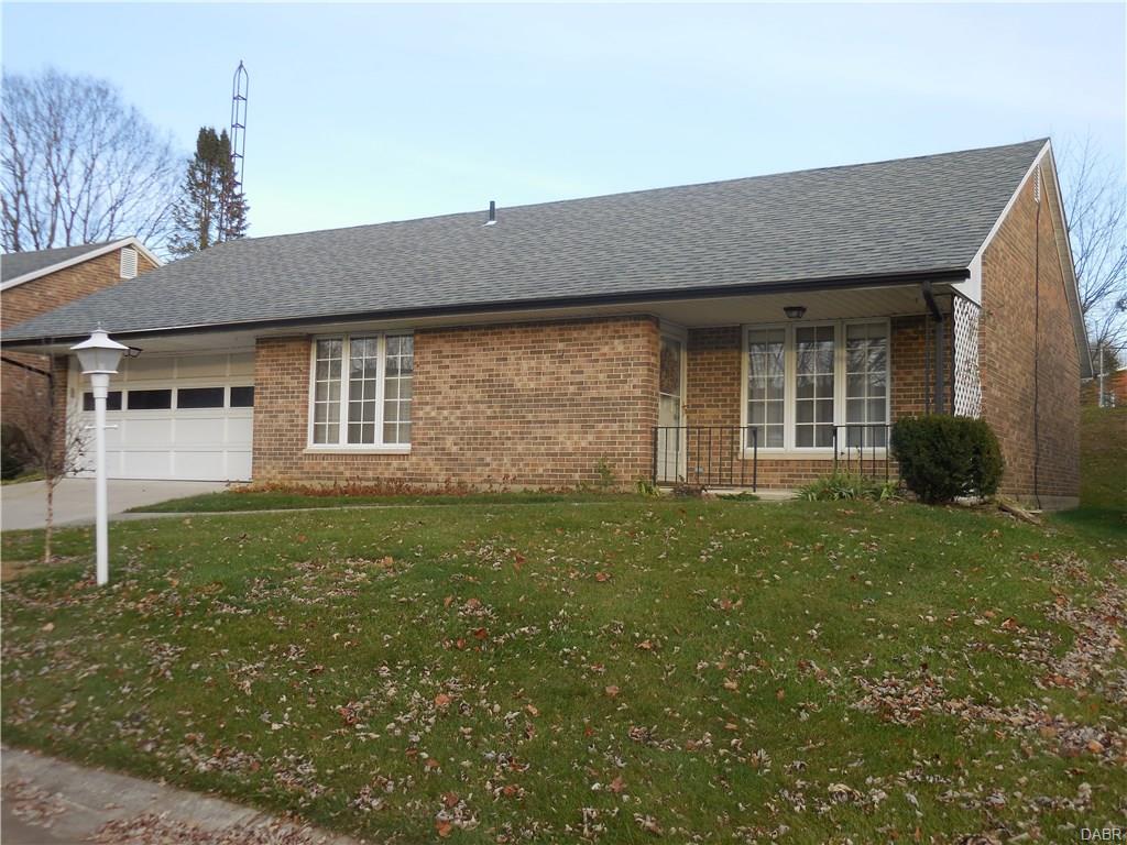 2106 Manhattan Blvd, Springfield, OH 45504 photo 1