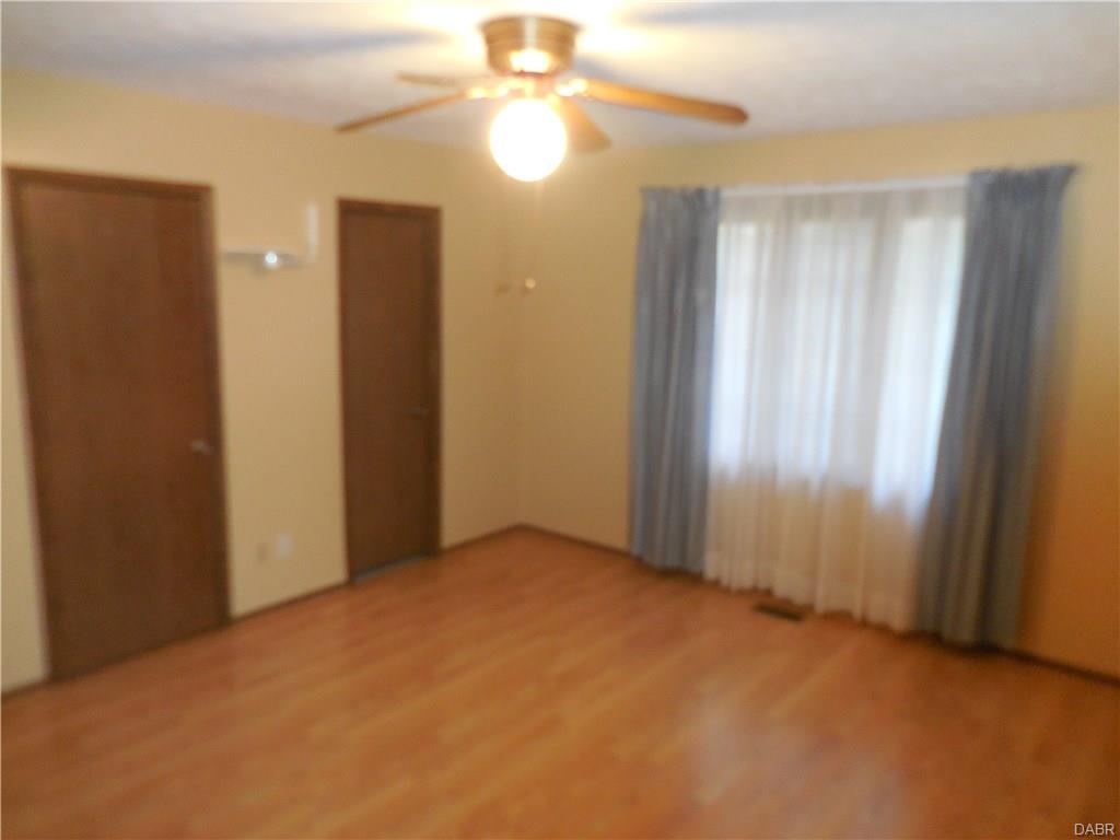 2106 Manhattan Blvd, Springfield, OH 45504 photo 10