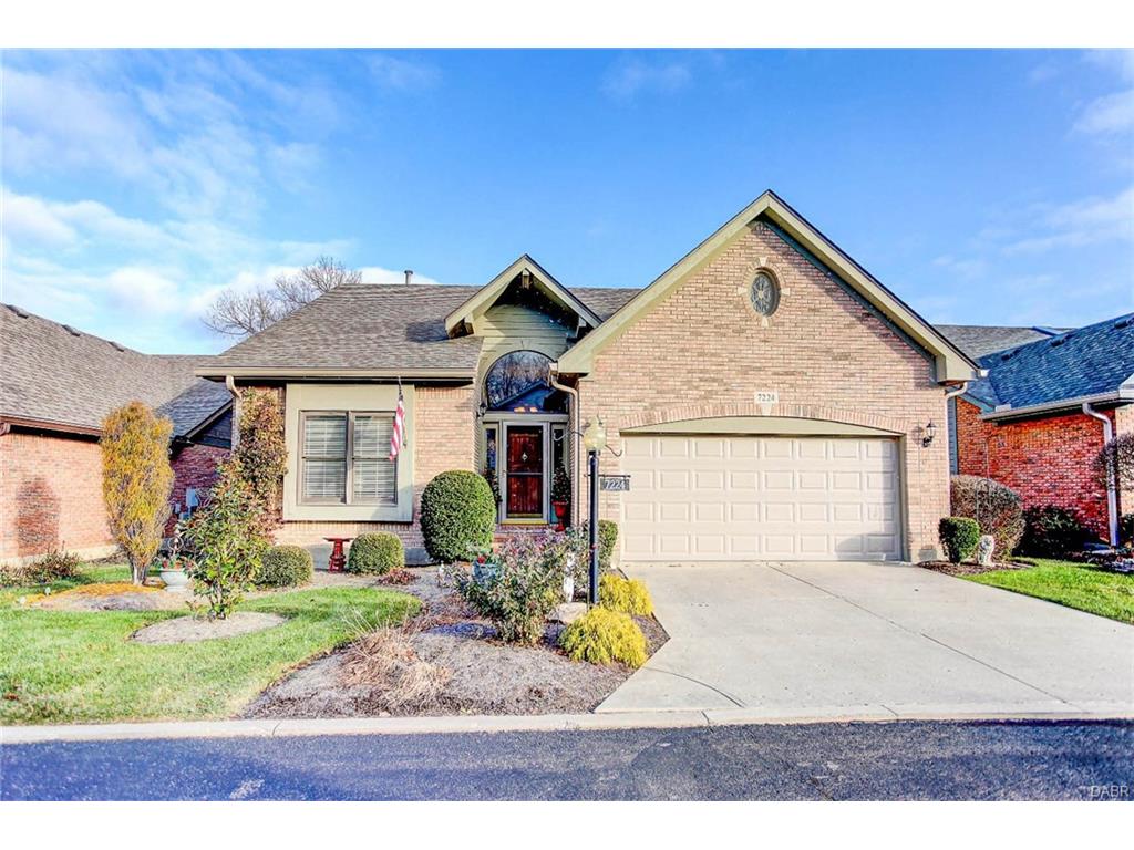 7224 Hartcrest Ln, Dayton, OH 45459 photo 1
