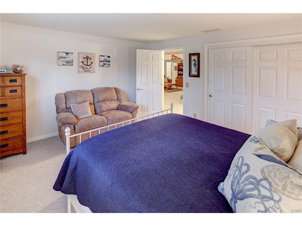 7224 Hartcrest Ln, Dayton, OH 45459 photo 40
