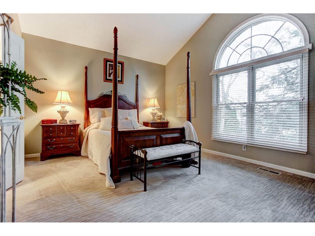 7224 Hartcrest Ln, Dayton, OH 45459 photo 25