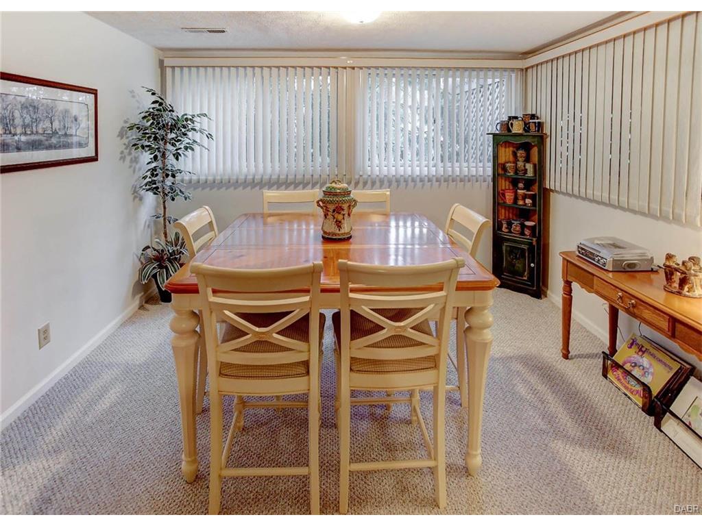 7224 Hartcrest Ln, Dayton, OH 45459 photo 38