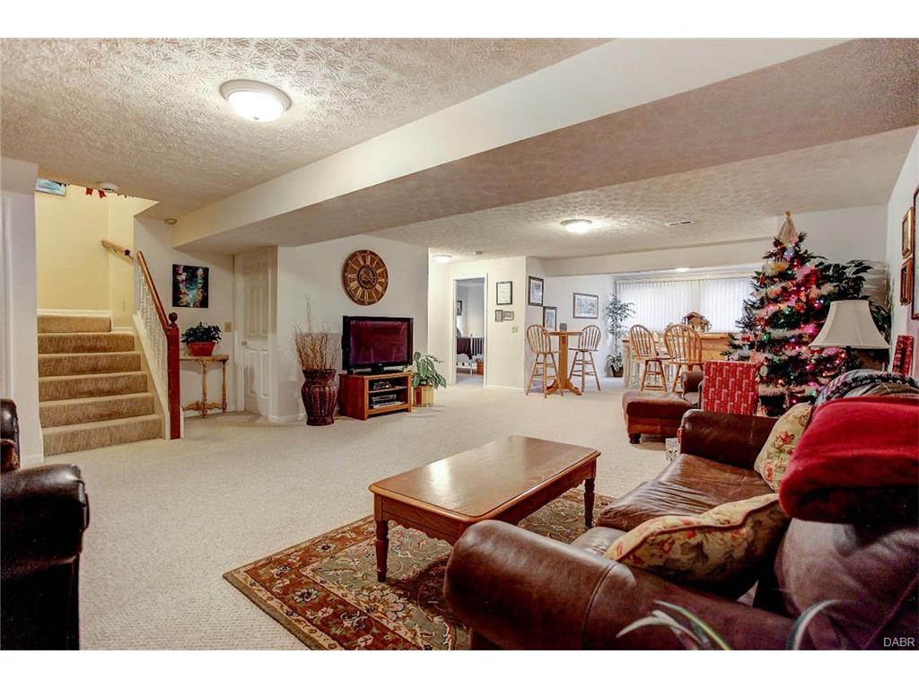 7224 Hartcrest Ln, Dayton, OH 45459 photo 35