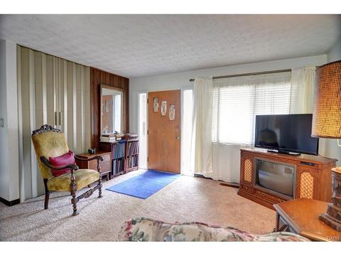 912 E Stroop Rd, Dayton, OH 45429 photo 3