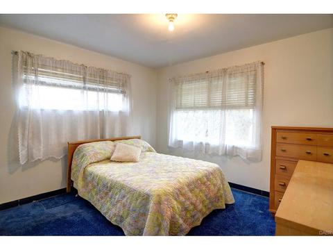 912 E Stroop Rd, Dayton, OH 45429 photo 16