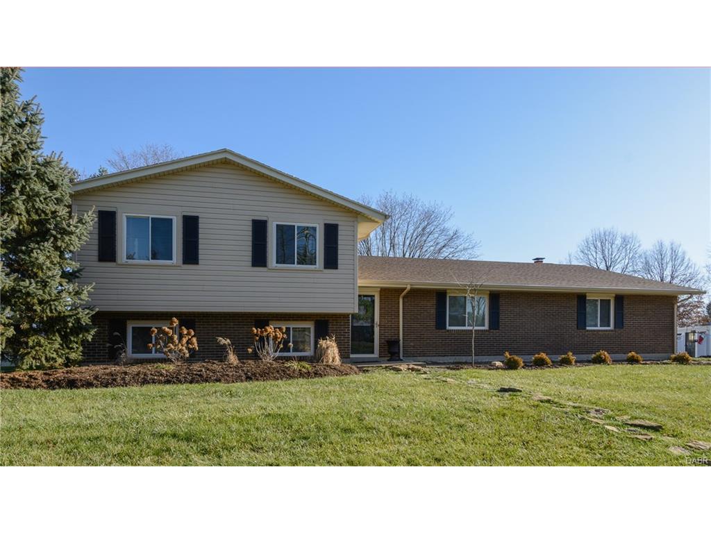 7531 Pelway Dr, Dayton, OH 45459 photo 1