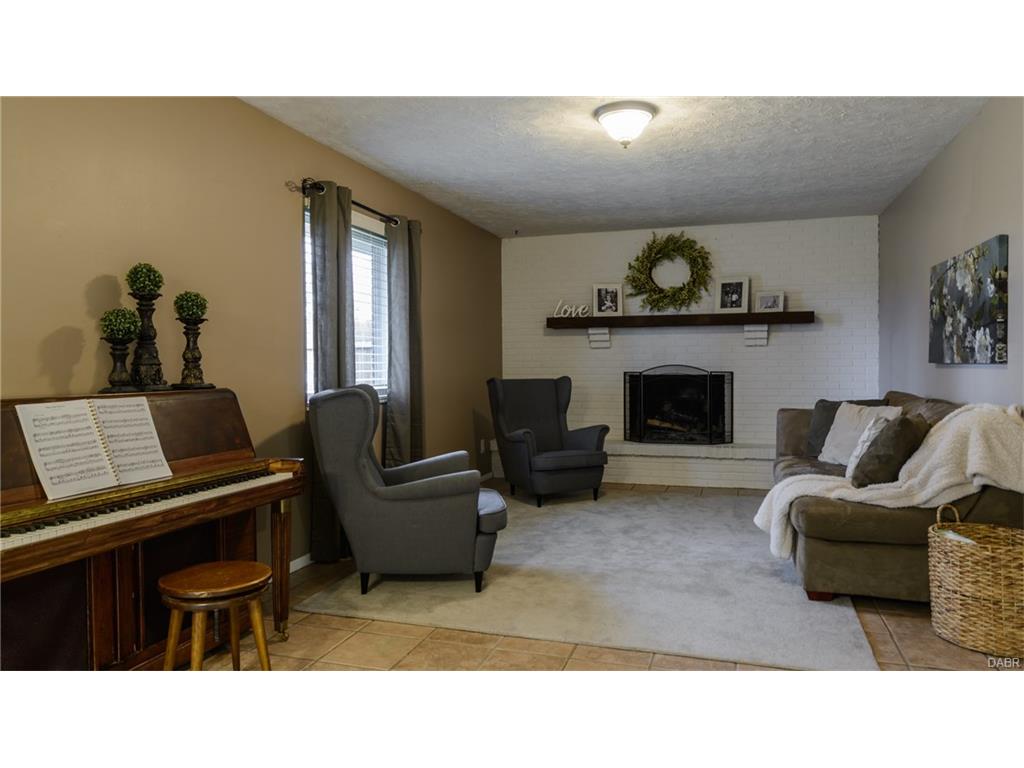 7531 Pelway Dr, Dayton, OH 45459 photo 9