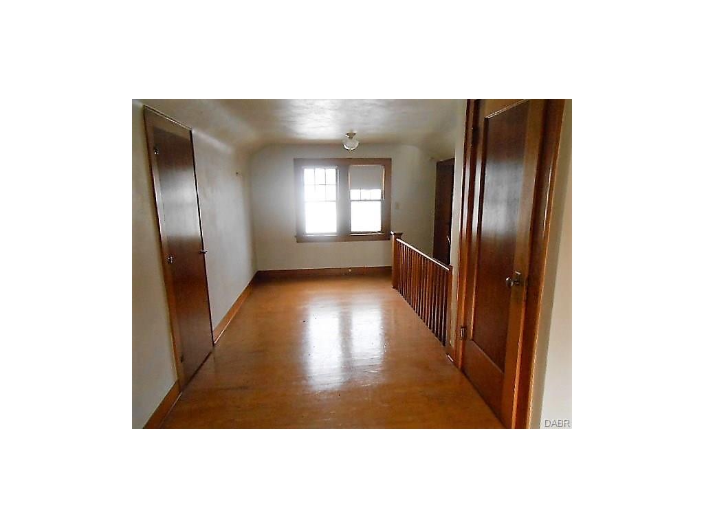 514 S Clairmont Ave, Springfield, OH 45505 photo 9
