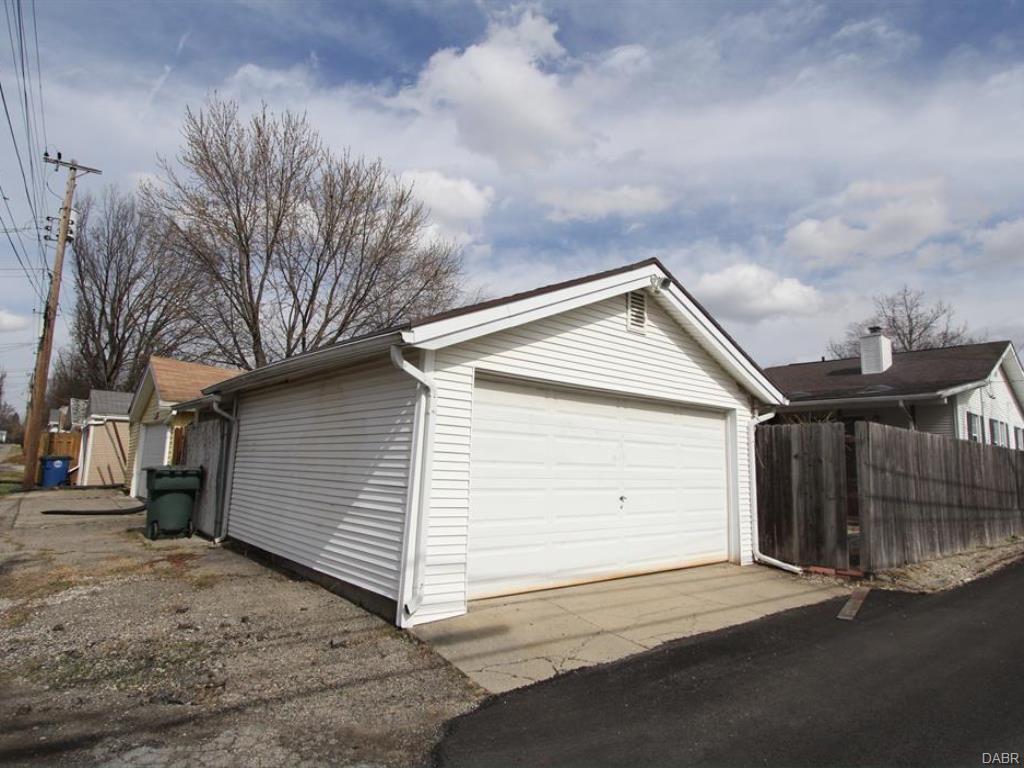 2951 Grace Ave, Dayton, OH 45420 photo 24