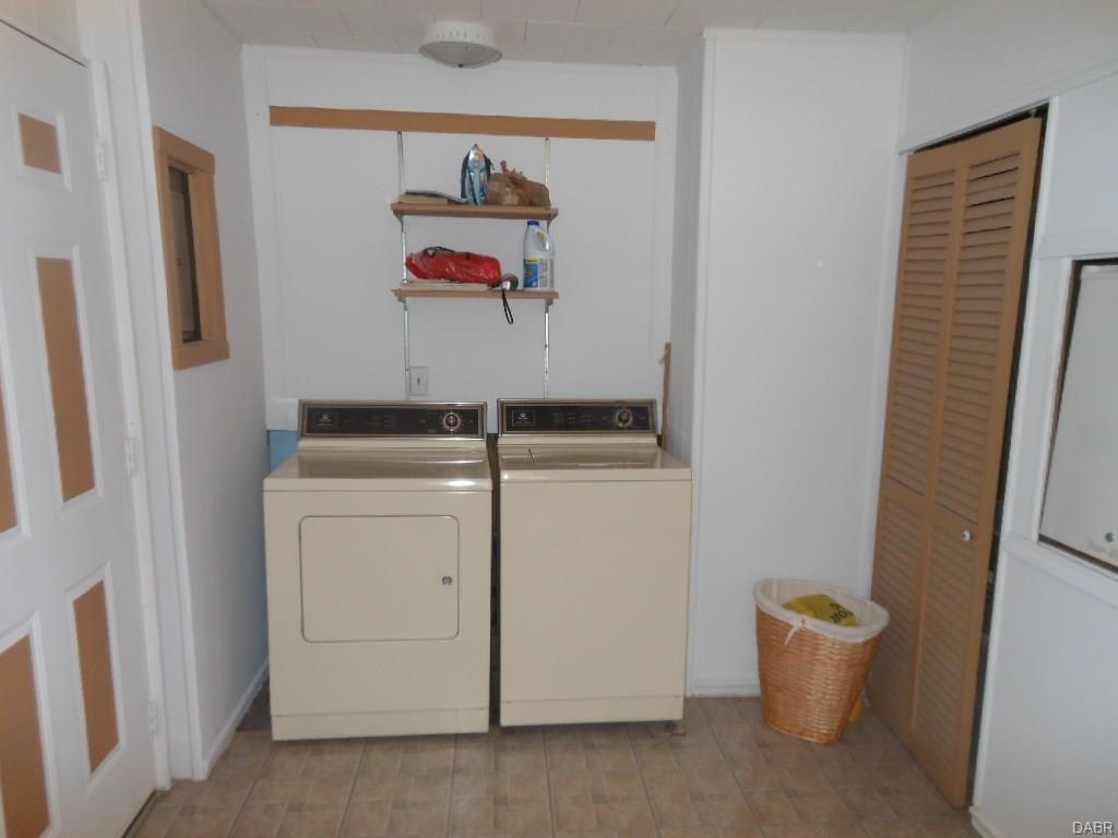 2341 Fields Ave, Dayton, OH 45420 photo 8