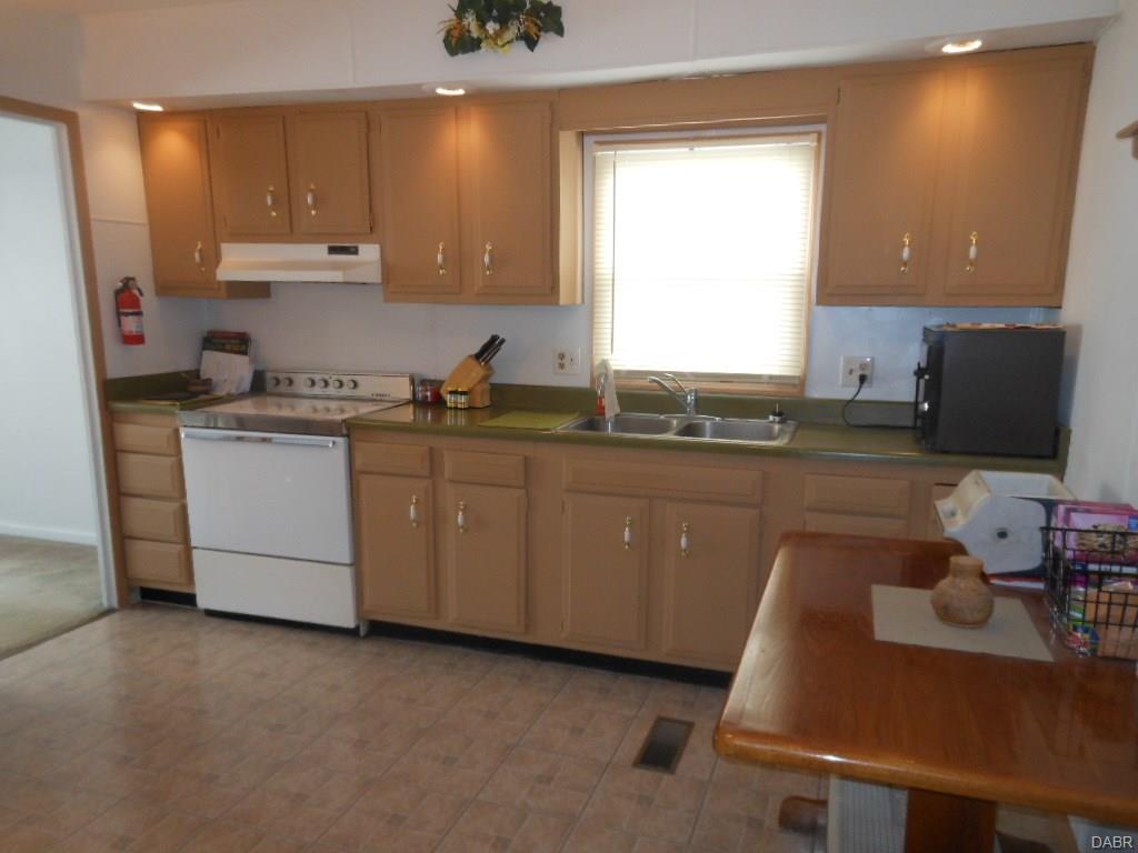 2341 Fields Ave, Dayton, OH 45420 photo 9