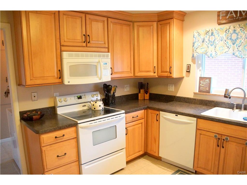 4832 Judith Dr, Dayton, OH 45429 photo 7