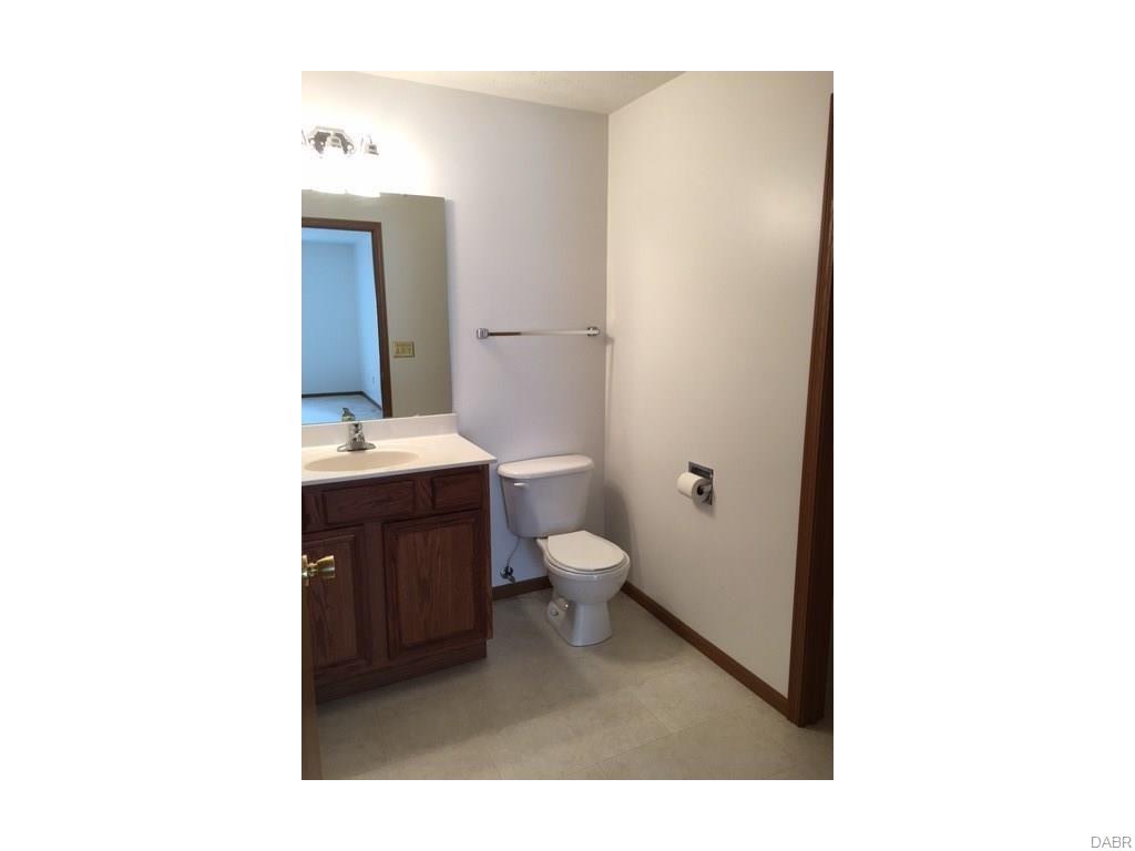 Undisclosed, Springfield, OH 45503 photo 10