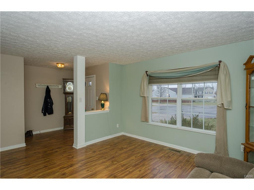 10 Meadowlands Dr, Monroe, OH 45050 photo 6