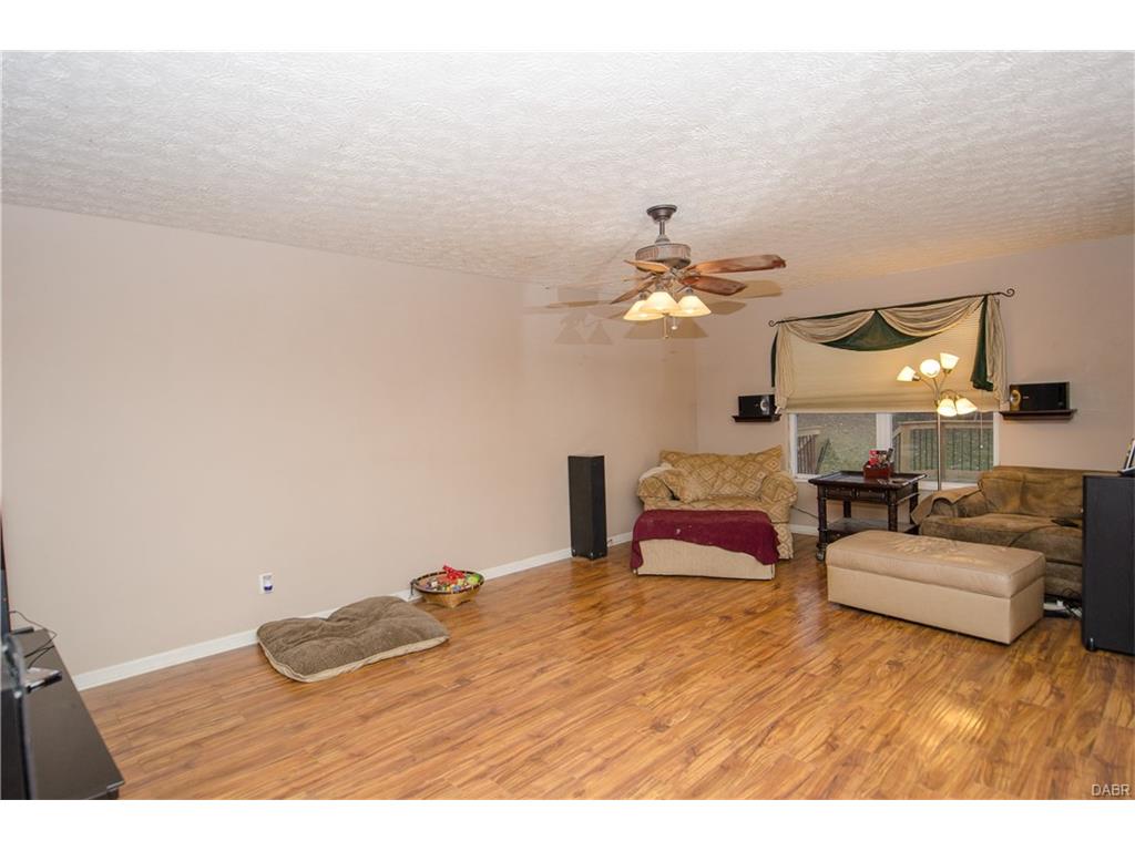 10 Meadowlands Dr, Monroe, OH 45050 photo 9