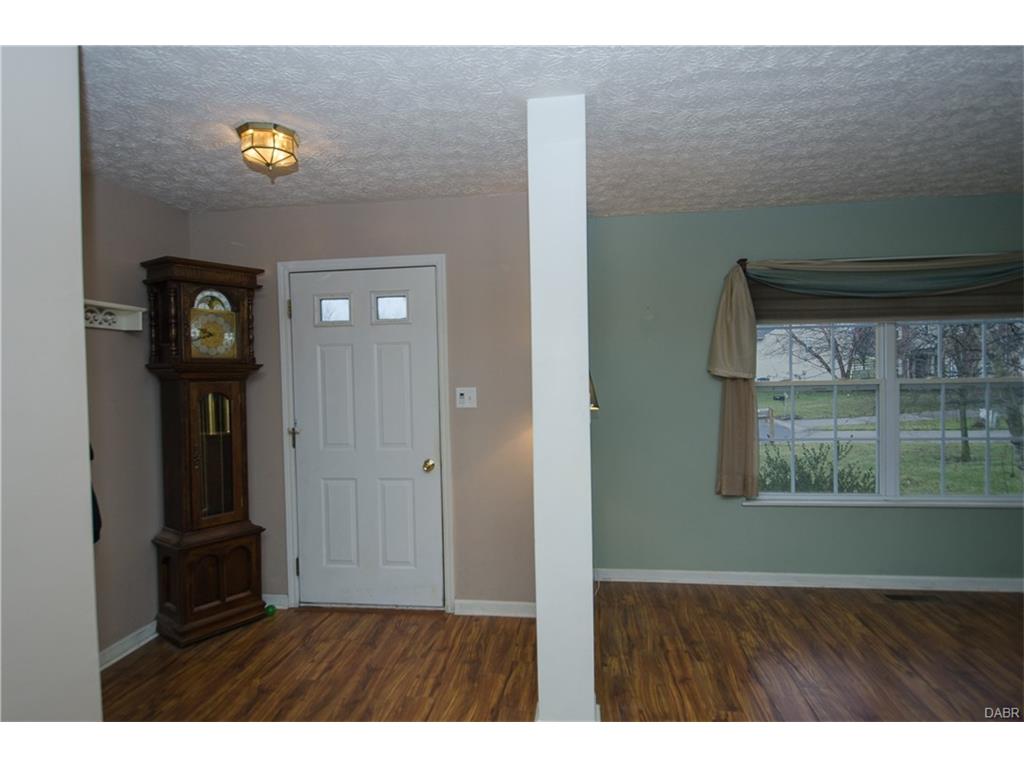 10 Meadowlands Dr, Monroe, OH 45050 photo 4