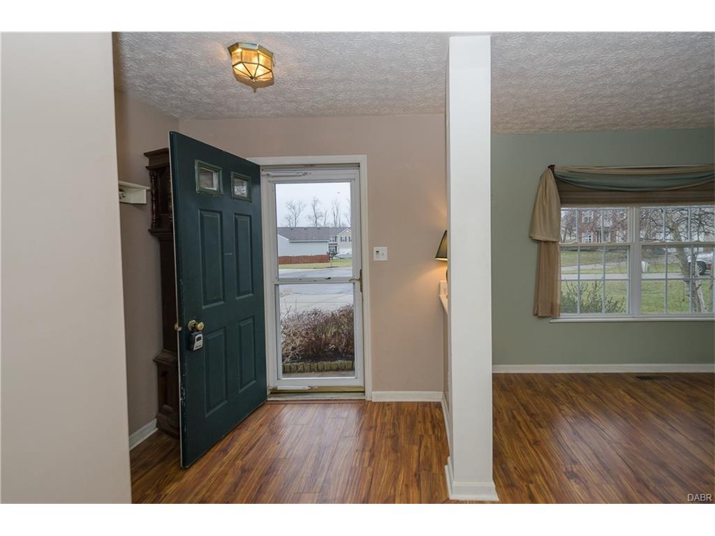 10 Meadowlands Dr, Monroe, OH 45050 photo 3