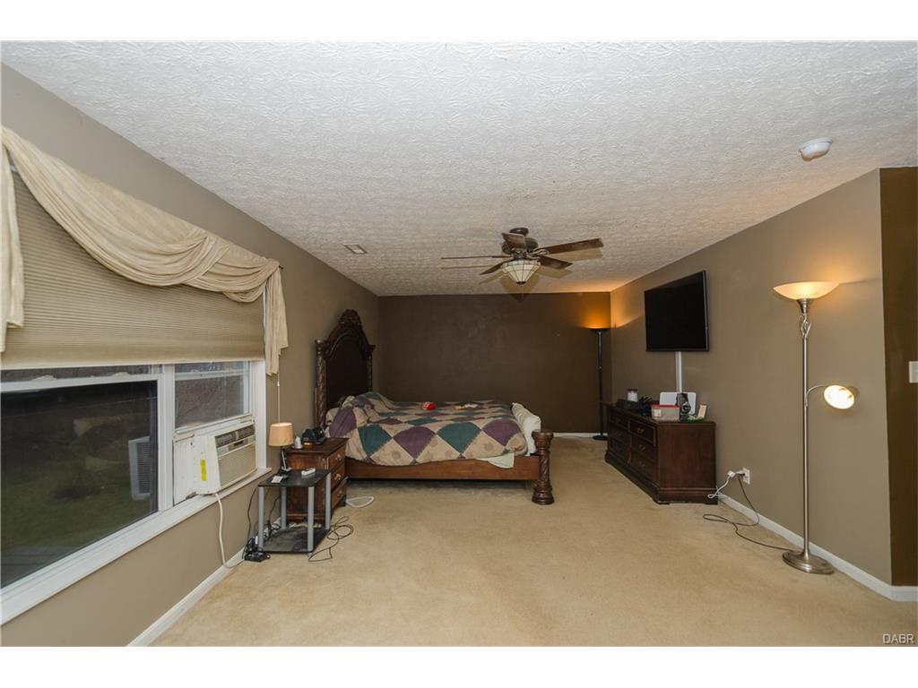 10 Meadowlands Dr, Monroe, OH 45050 photo 21