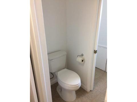 401 Eppington Dr, Dayton, OH 45426 photo 17