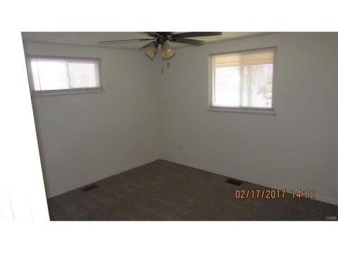 401 Eppington Dr, Dayton, OH 45426 photo 25