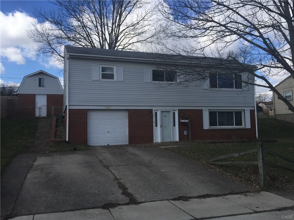 2837 Blackhawk Rd, Dayton, OH 45420 photo 2