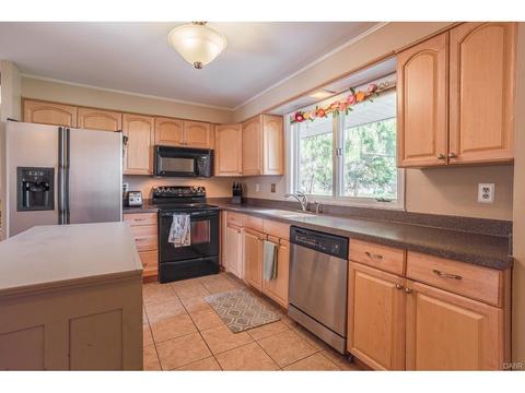 5325 Polen Cir, Dayton, OH 45440 photo 12