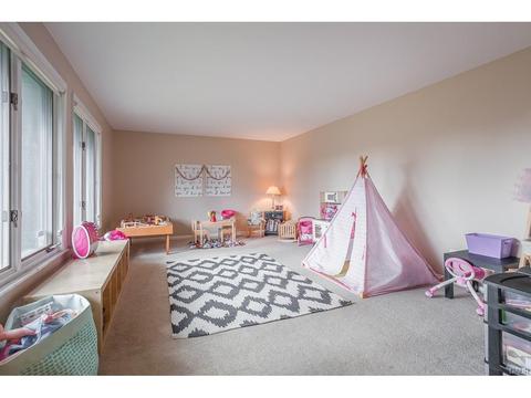 5325 Polen Cir, Dayton, OH 45440 photo 9