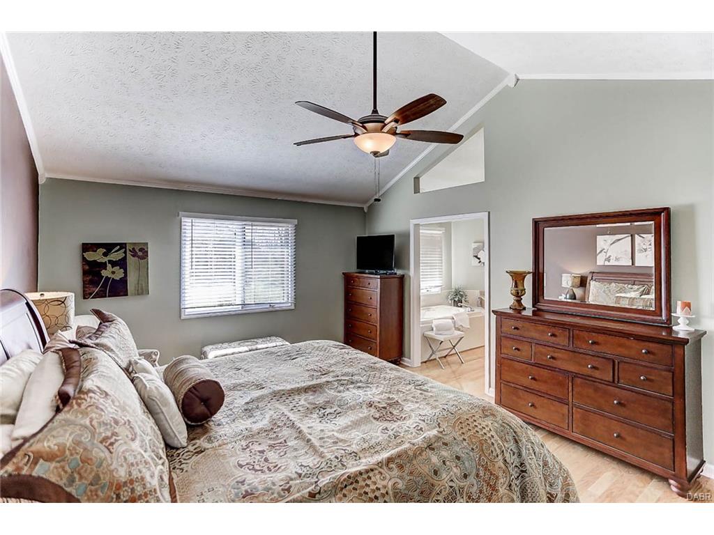 891 Wind Forest Dr, Springboro, OH 45066 photo 25