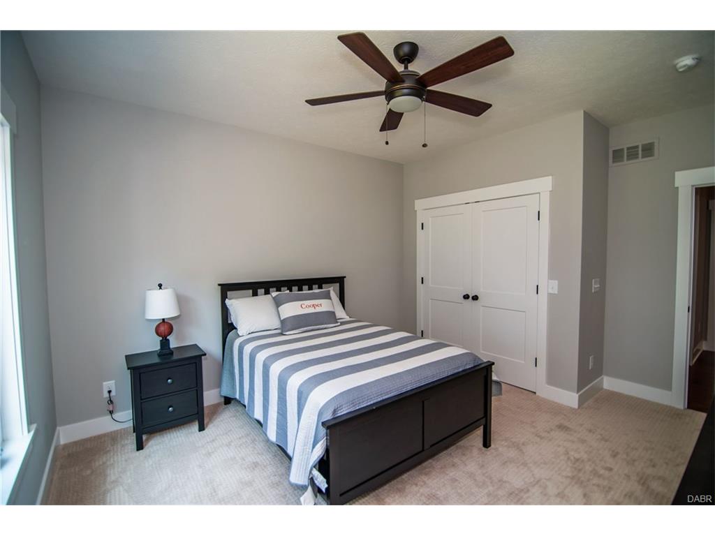 75 Cariese Dr, Springboro, OH 45066 photo 12