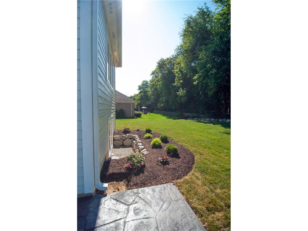 75 Cariese Dr, Springboro, OH 45066 photo 43