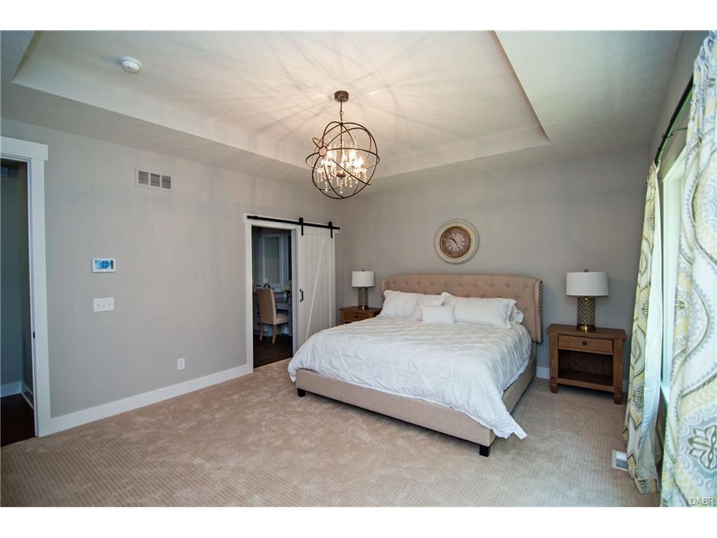 75 Cariese Dr, Springboro, OH 45066 photo 20