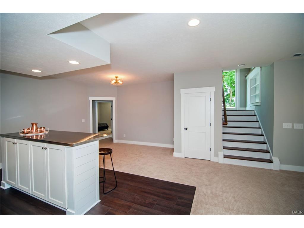 75 Cariese Dr, Springboro, OH 45066 photo 33