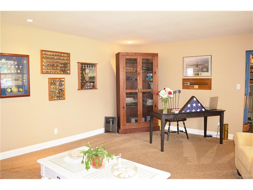 60 Glencroft Pl, Dayton, OH 45459 photo 5