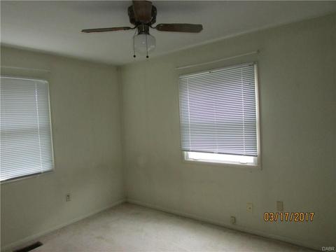 3129 Sudbury Dr, Dayton, OH 45420 photo 16