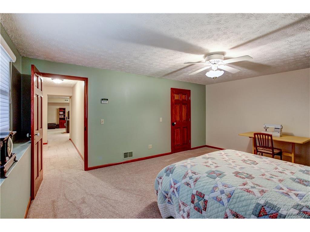 6773 Penridge Dr, Dayton, OH 45459 photo 57