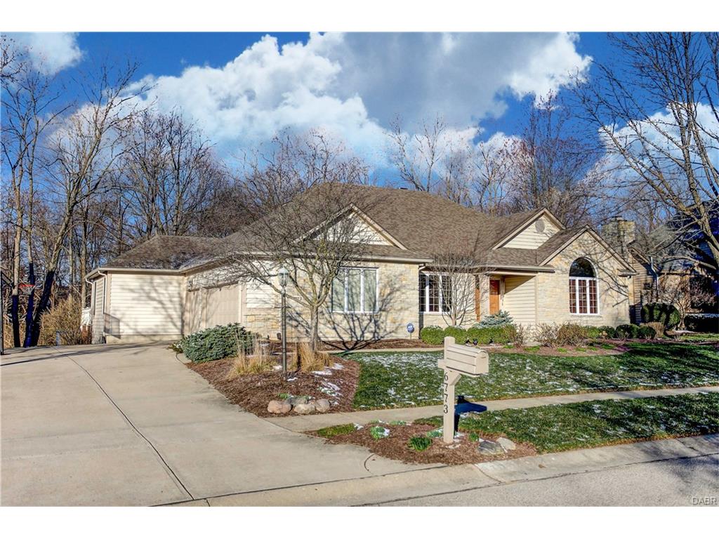 6773 Penridge Dr, Dayton, OH 45459 photo 2