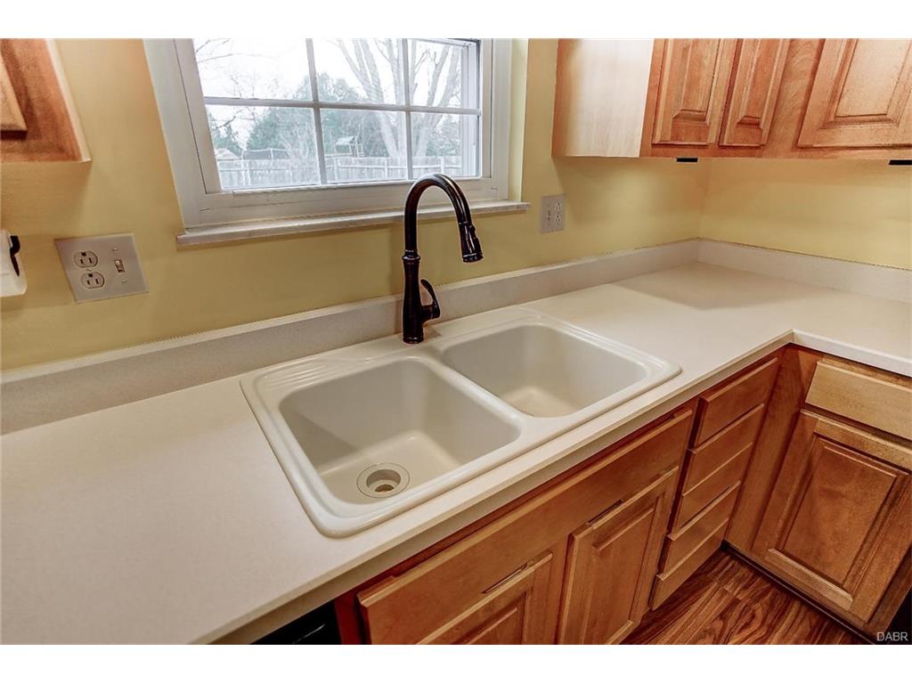 9911 Redbarn Trl, Dayton, OH 45458 photo 15