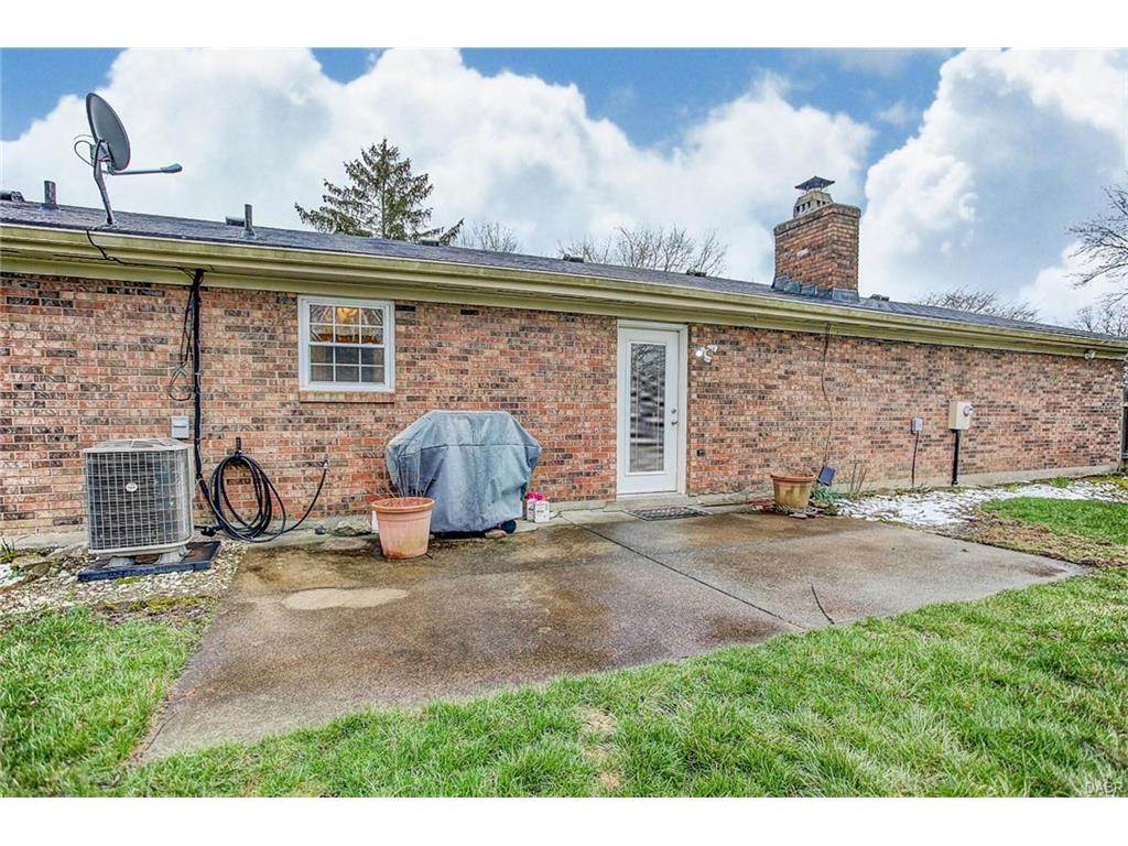 9911 Redbarn Trl, Dayton, OH 45458 photo 28