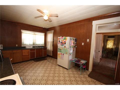 213 N Koke, De Graff, OH 43318 photo 4
