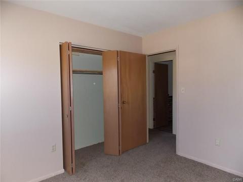 6060 Rangeview Dr, Dayton, OH 45415 photo 18