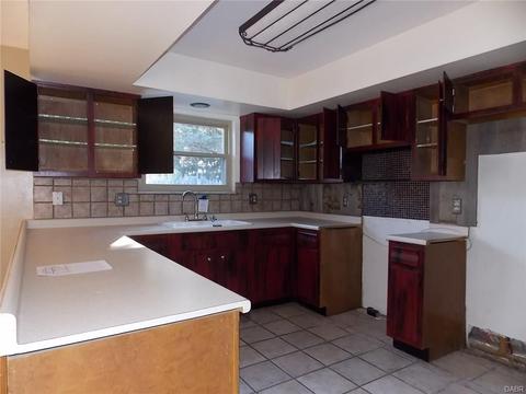6060 Rangeview Dr, Dayton, OH 45415 photo 8