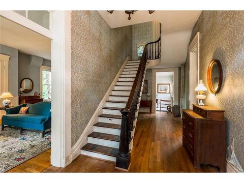 716 S High St, Springfield, OH 45506 photo 4