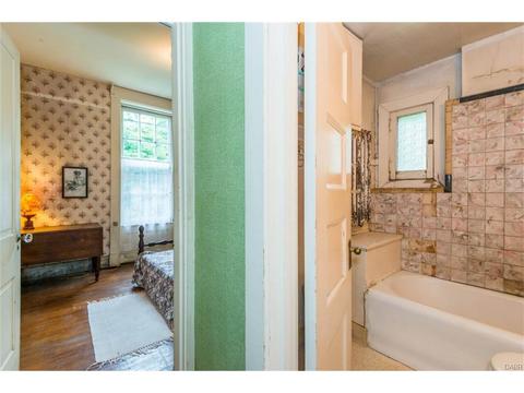 716 S High St, Springfield, OH 45506 photo 24