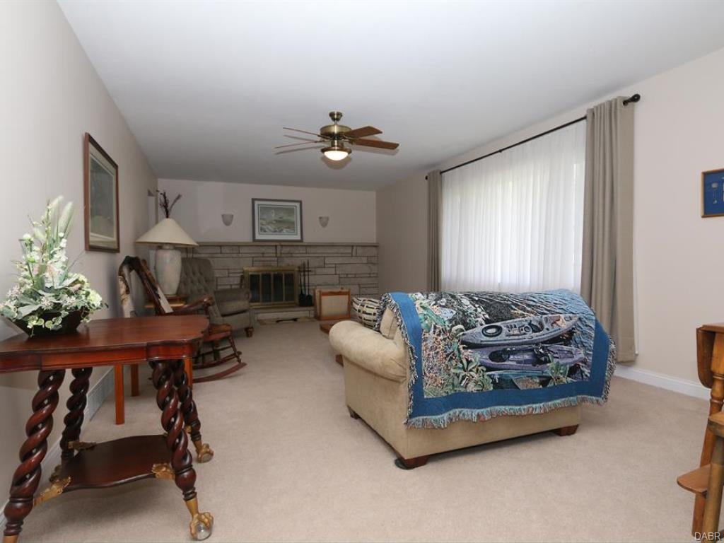 325 Macready Ave, Monroe, OH 45050 photo 4