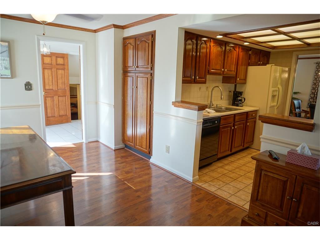 1399 Ambridge Rd, Dayton, OH 45459 photo 15