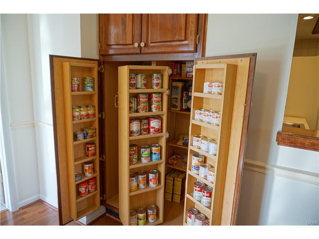 1399 Ambridge Rd, Dayton, OH 45459 photo 16