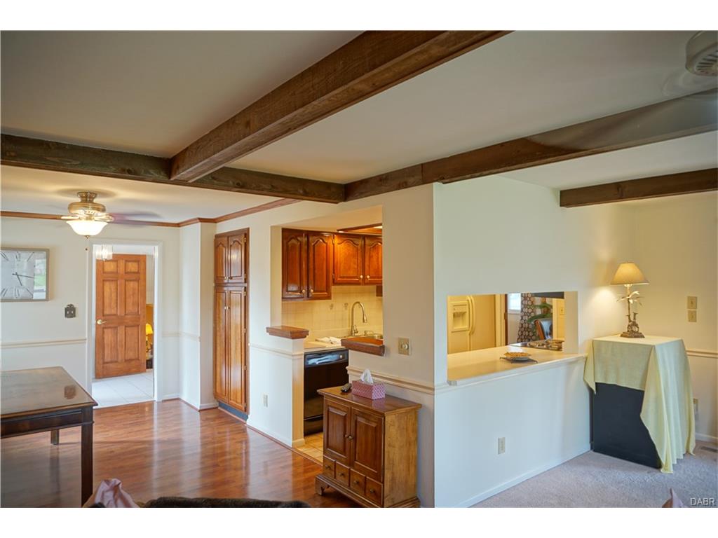 1399 Ambridge Rd, Dayton, OH 45459 photo 9
